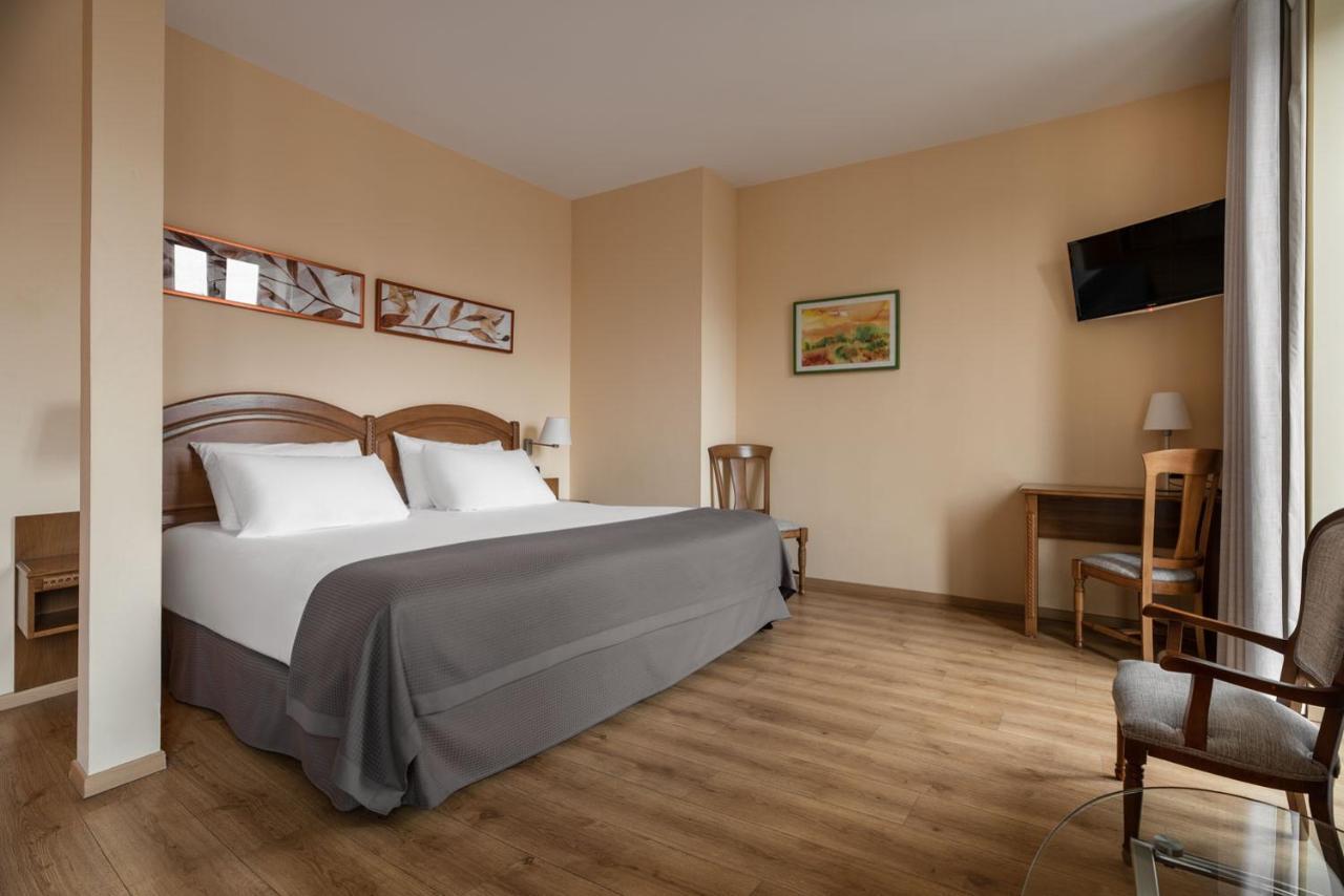 Exe Astur Plaza Hotel Astorga Buitenkant foto